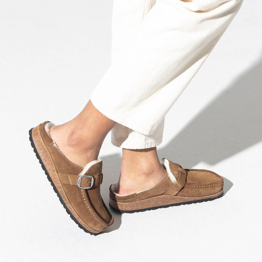 Birkenstock Women's Buckley Shearling Suede Leather Regular Fit Moccasin Clog Tea Brown