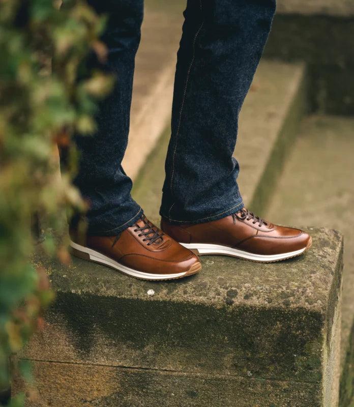Loake Men's Bannister Calf Leather Premium Trainer Cedar Brown