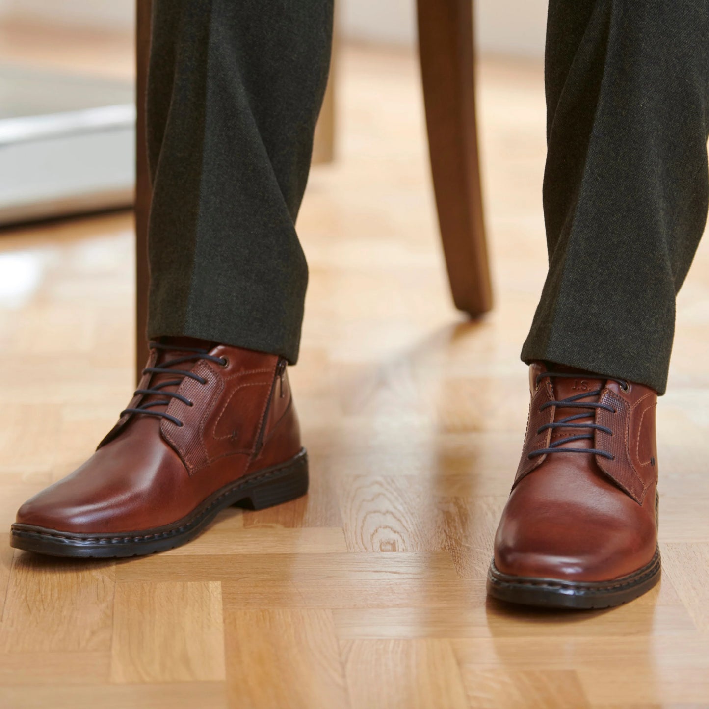 Josef Seibel Men's Alastair 17 Leather Casual Boots Cognac Brown