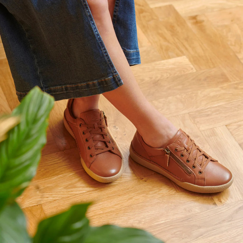 Josef Seibel Women's Claire 13 Casual Leather Trainers Camel Brown