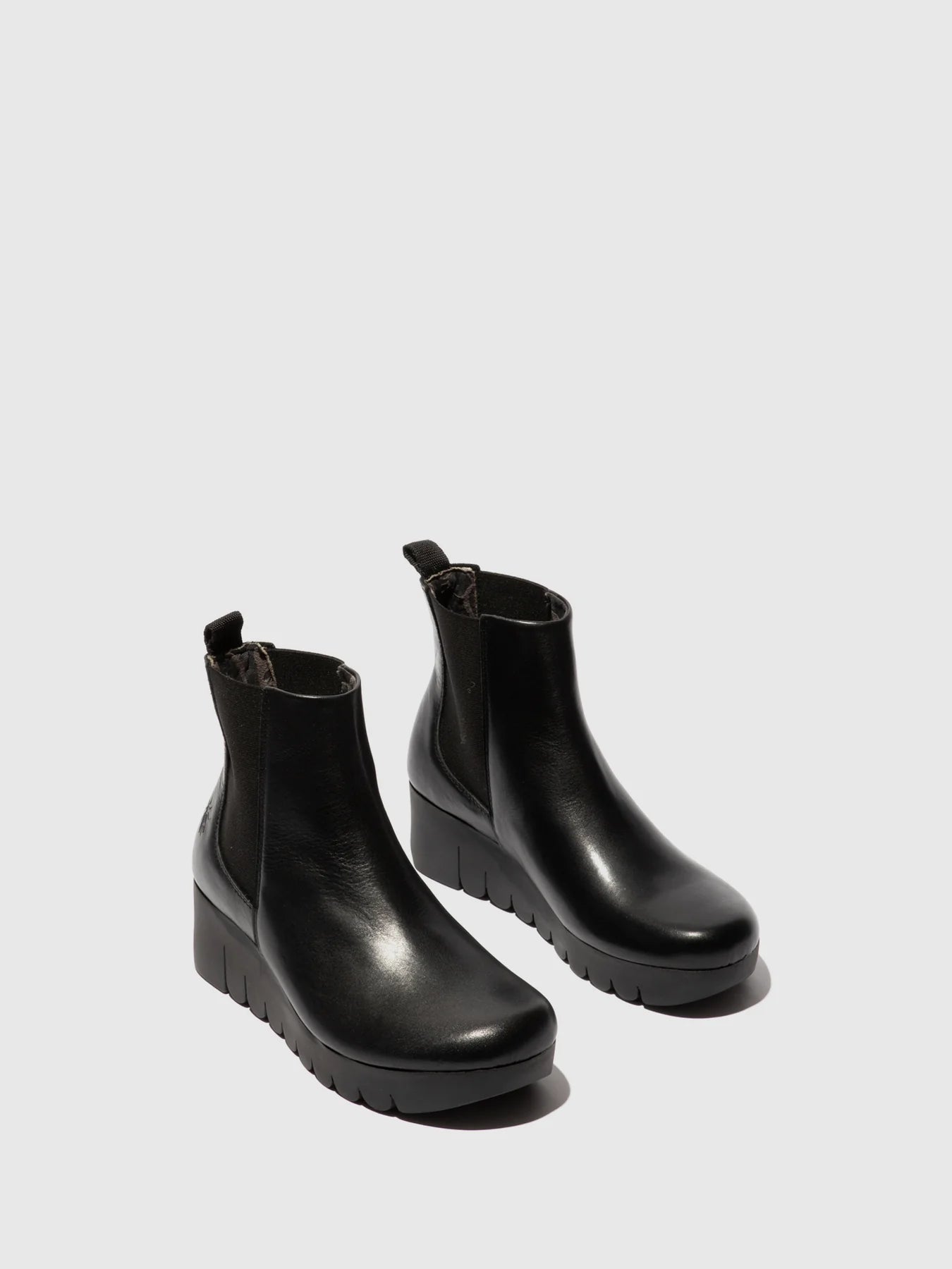 Fly London Women's VAZE177FLY Chelsea Ankle Boots Black