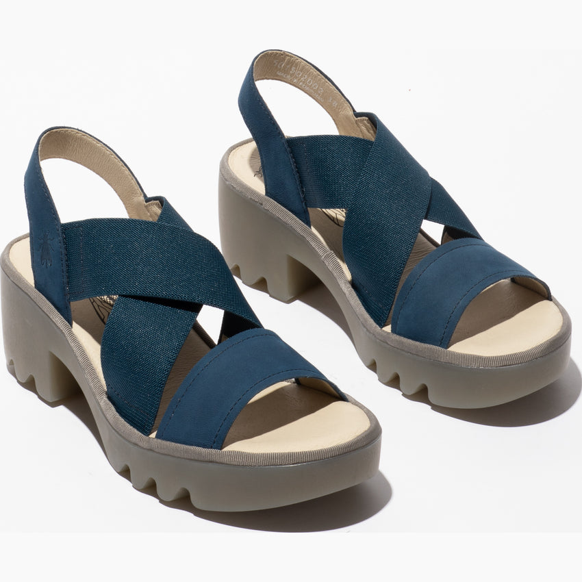 Fly London Women's TAJI502FLY Crossover Sandals Blue
