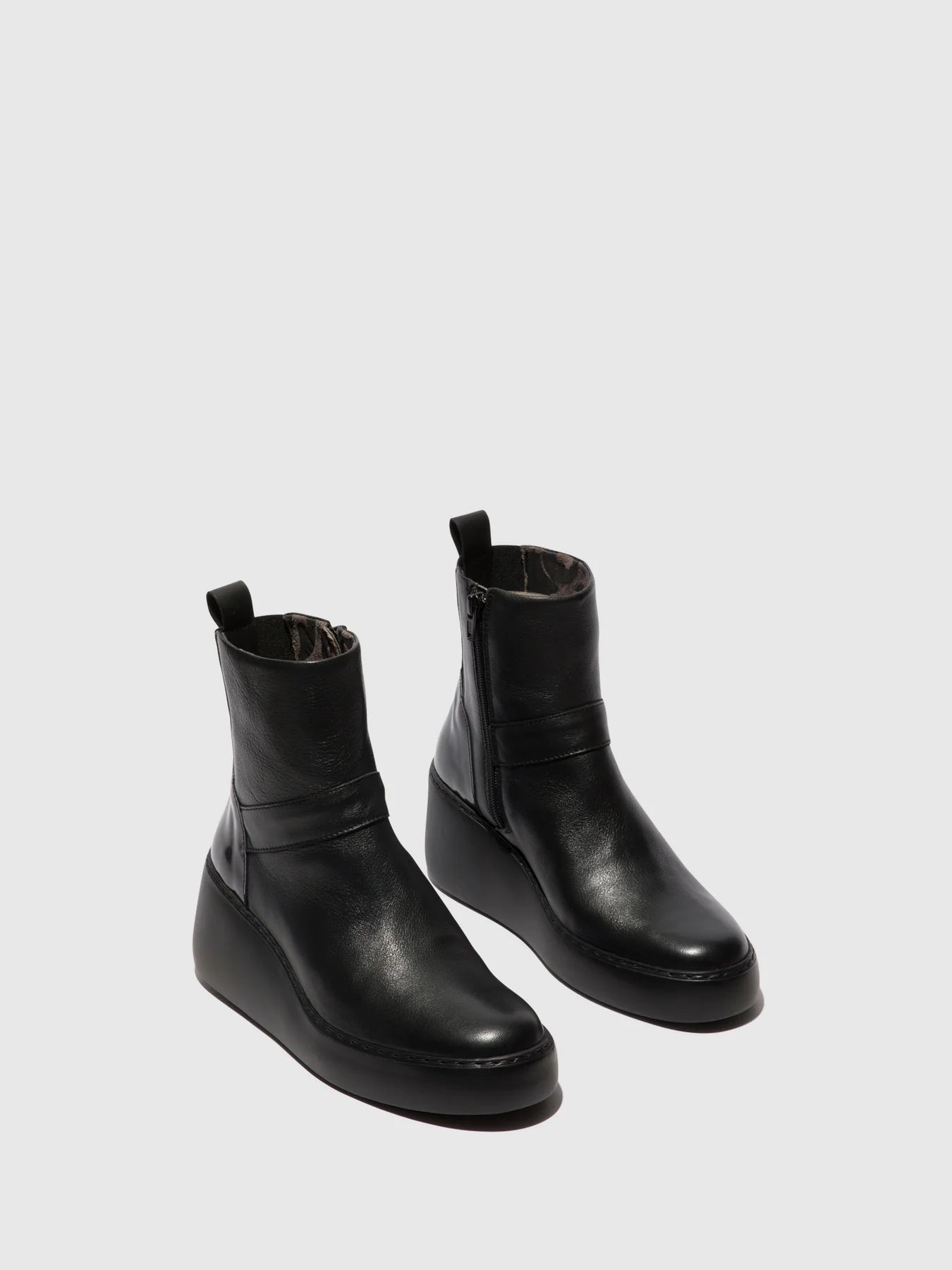 Fly London Women's DOXE604FLY Zip-Up Ankle Boots Black