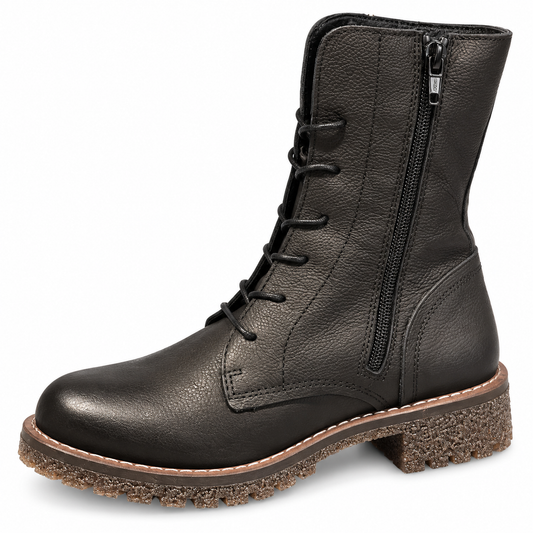 Black_Leather_Combat_Boot_with_Lug_Sole