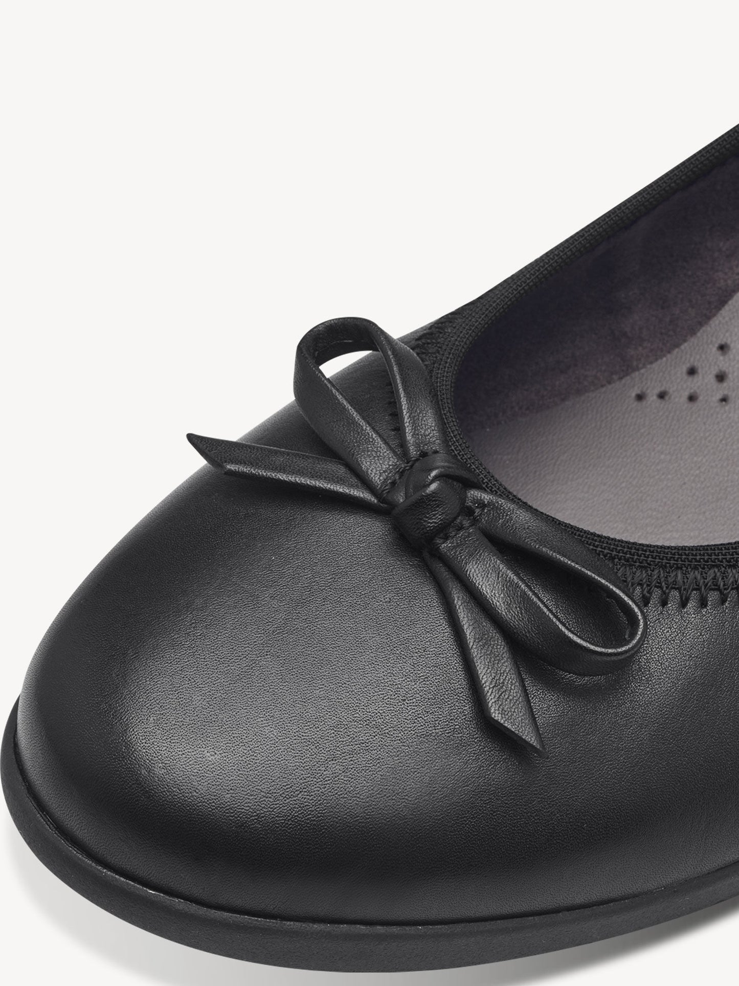 Tamaris Women's 8-82100-42 Leather Ballerina Shoes Black Nappa