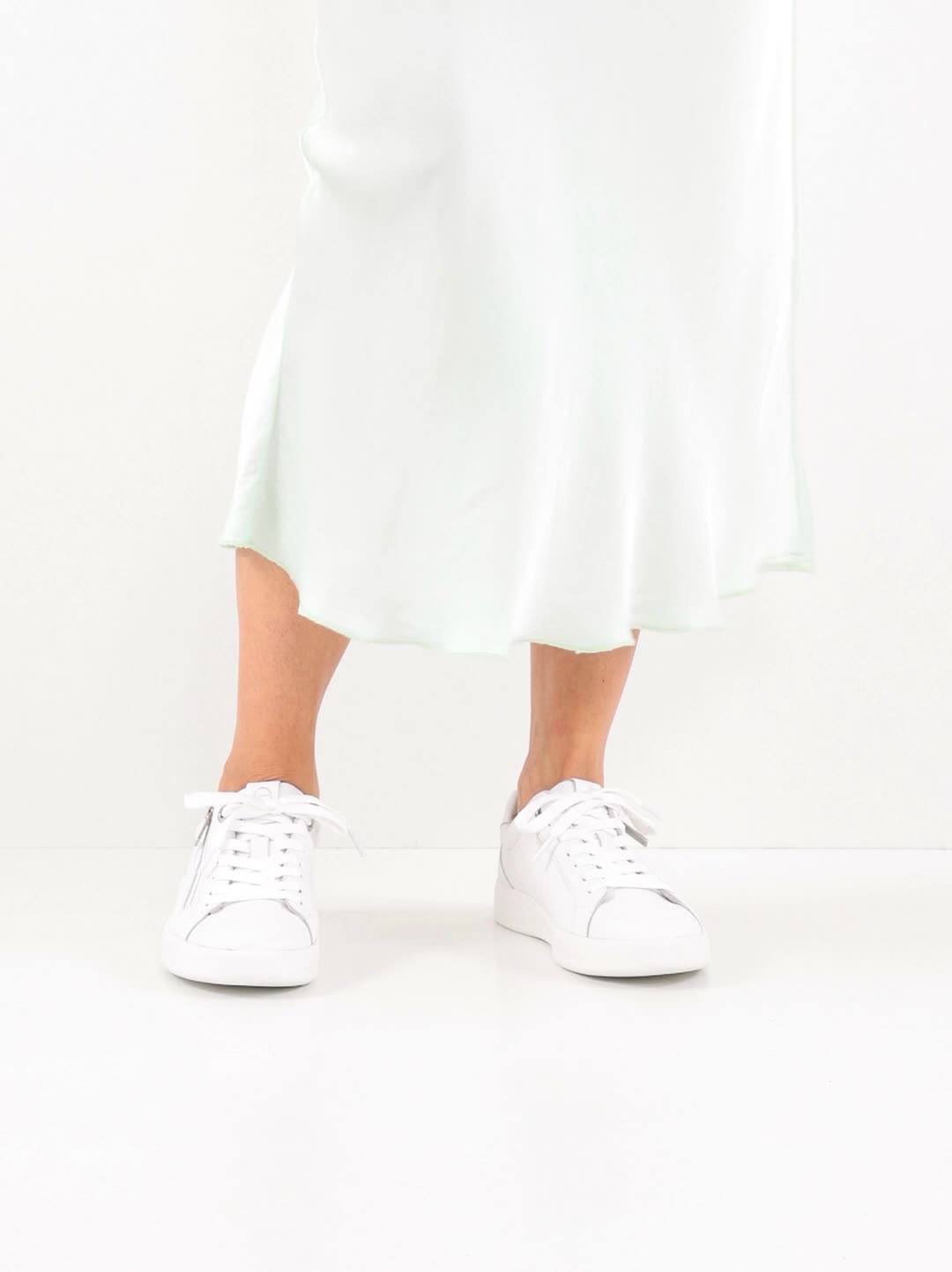 Tamaris Women's 1-23709-44 Leather Lace-Up Sneakers White