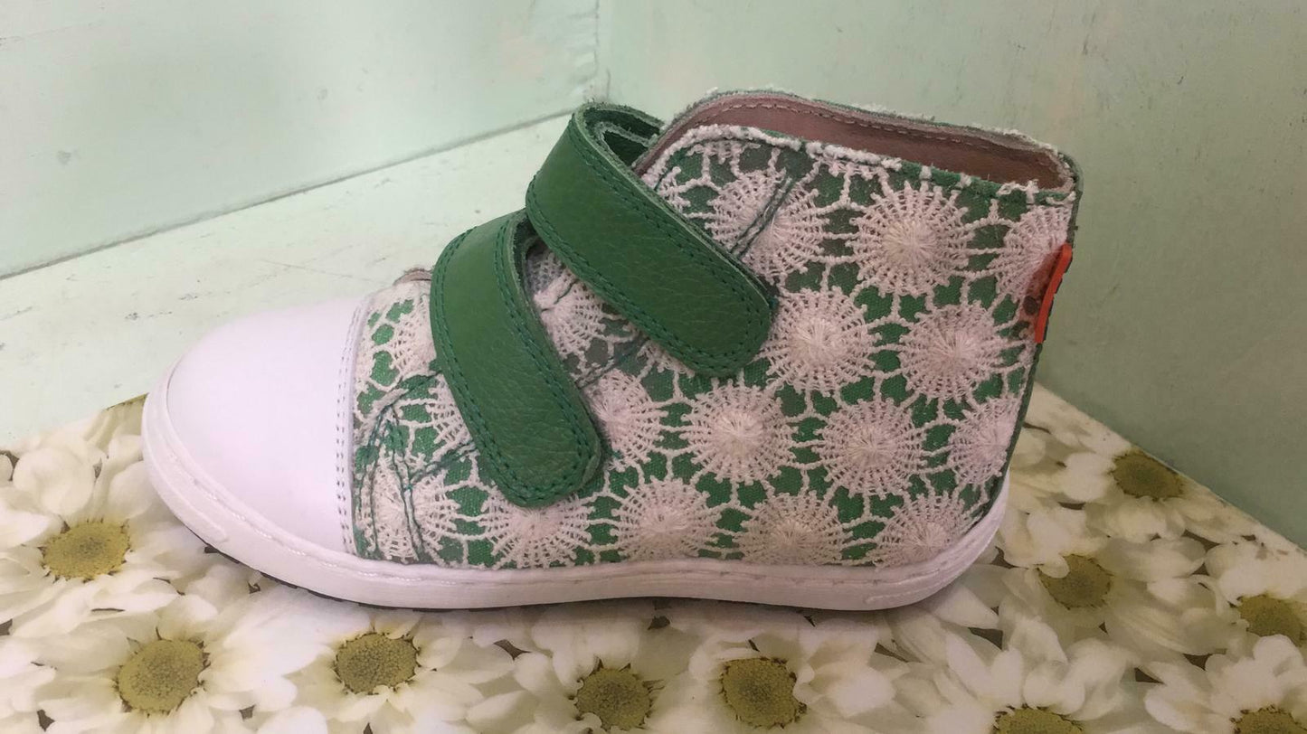 Petasil Childrens Girls Pablo Leather Patterned Short Boot Green