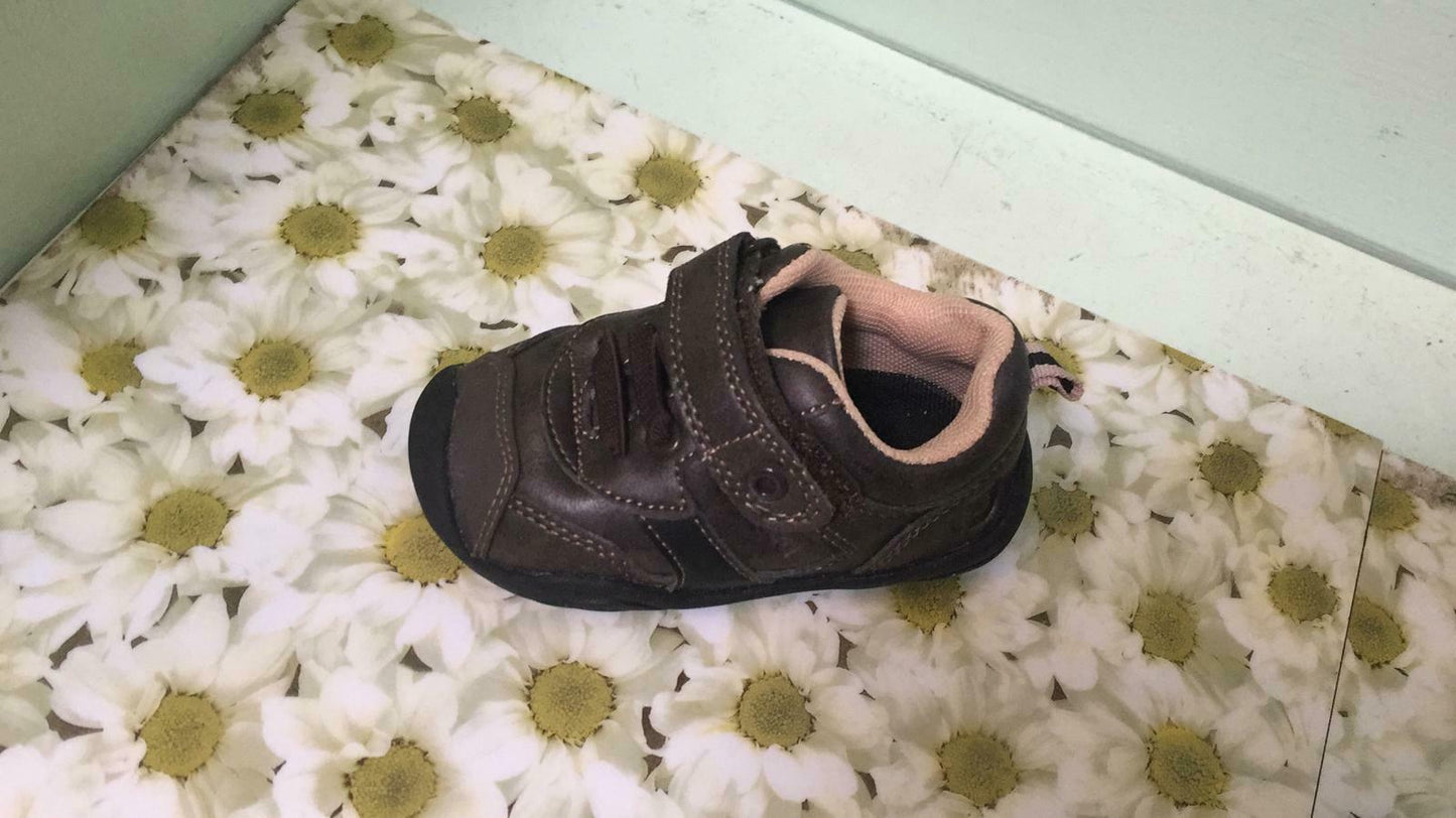 PediPed Childrens Boys Franklin Grip N Go Trainers Brown
