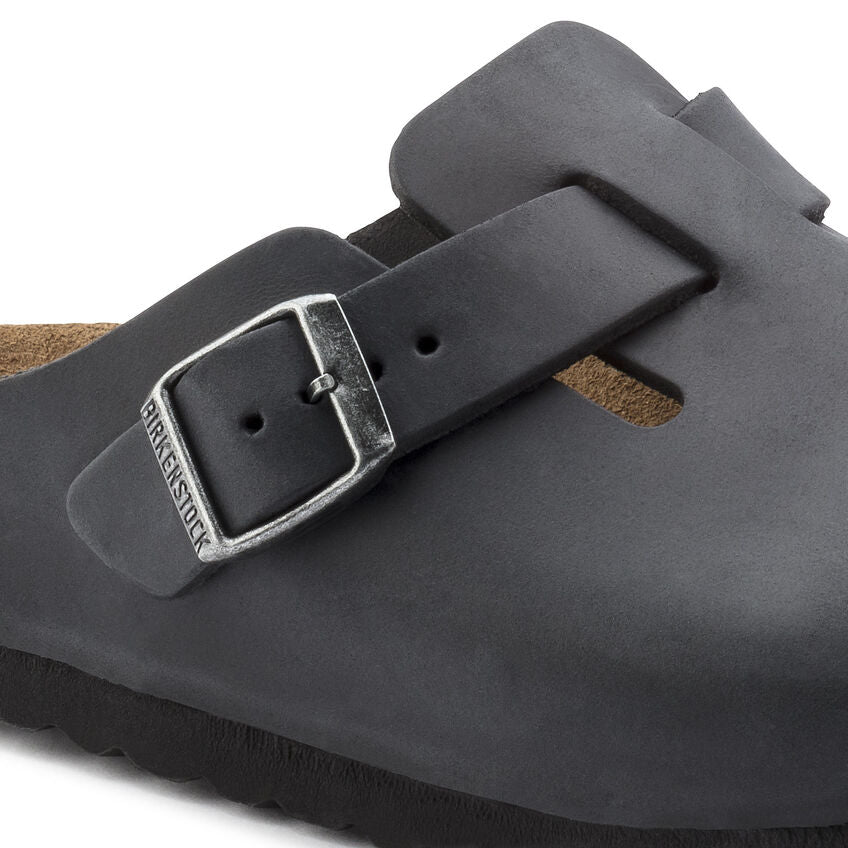 Birkenstock Unisex Boston Casual Clogs Oiled Leather Black