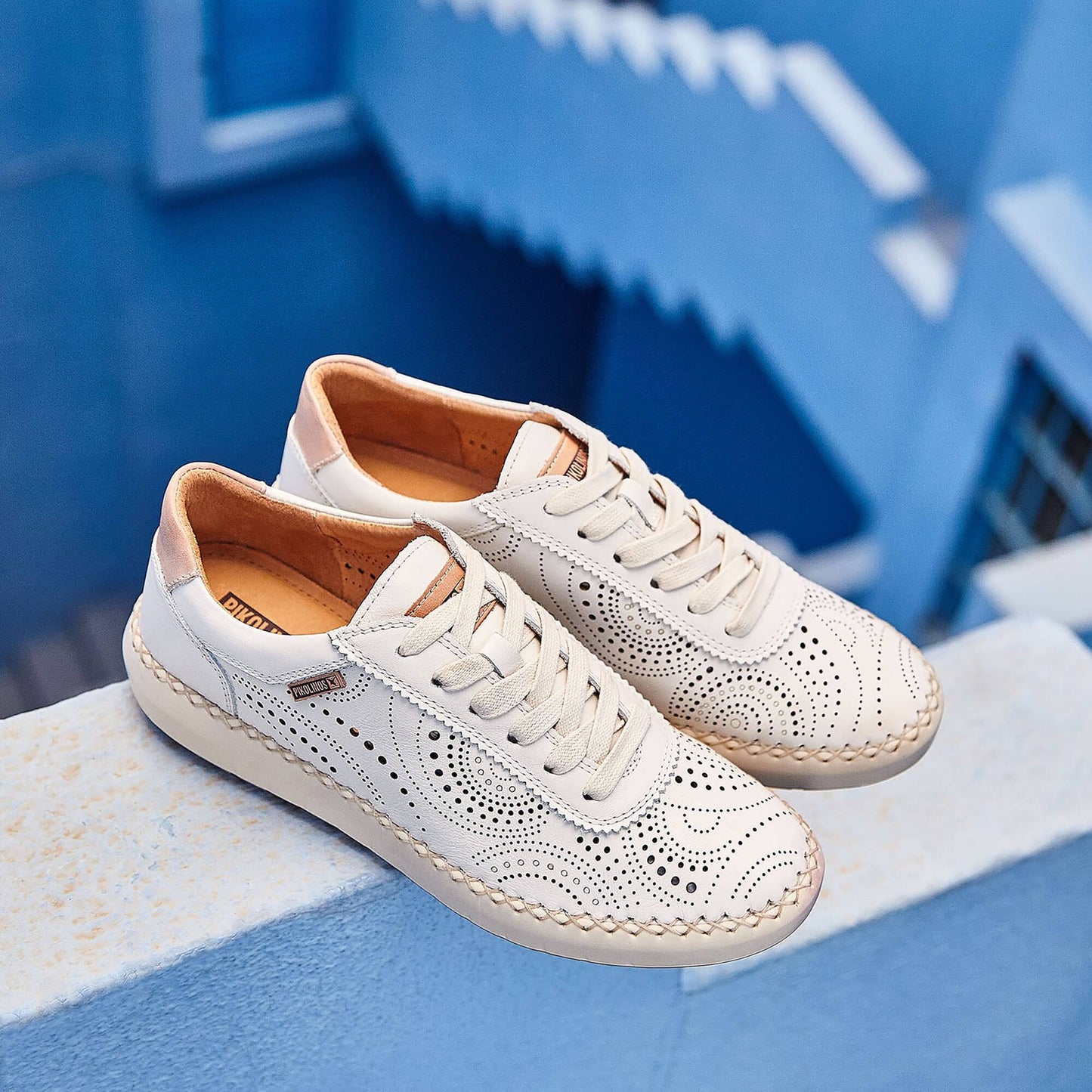 Pikolinos Women's Mesina W6B-6996 Leather Punched Sneakers Nata