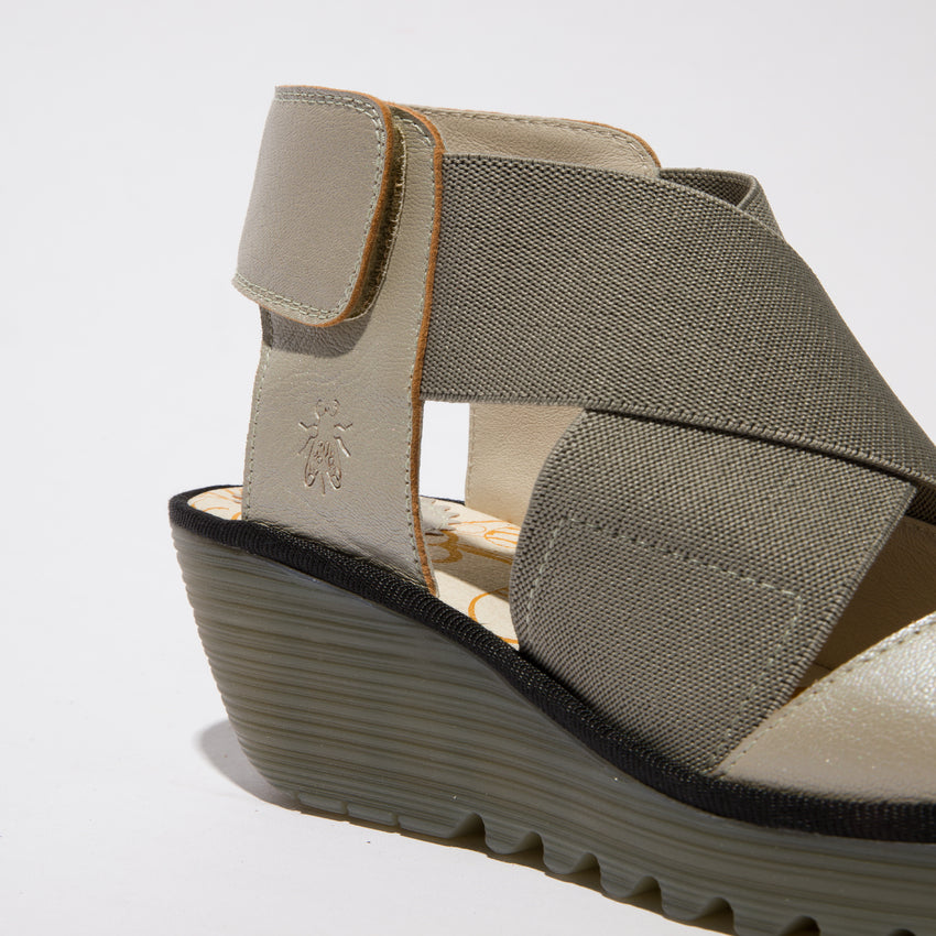 Fly London Women's YUBA385FLY Leather Crossover Sandals Silver