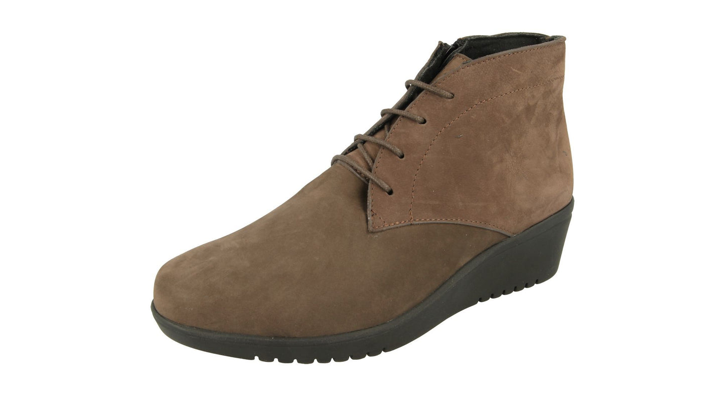 Easy B Women's Typhoon Wide Fitting Ankle Boots Mouse Brown