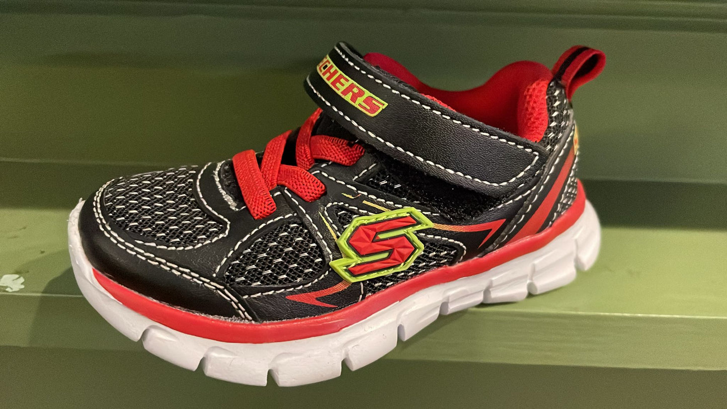 Skechers Children's 95090N/BKRD Synergy Mini Dash Trainers Black Red