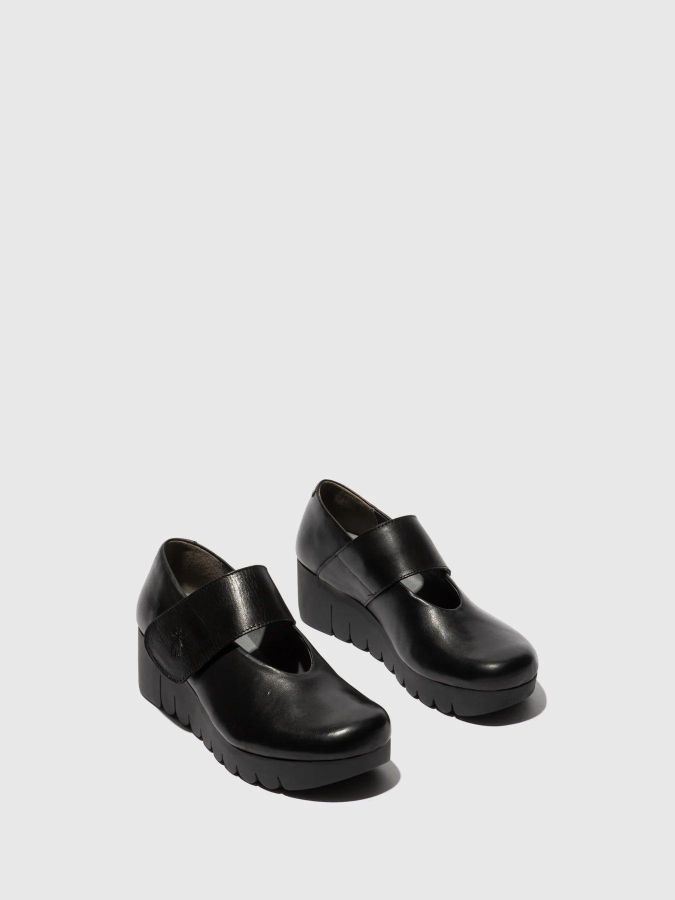 Fly London Women's VARI188FLY Leather Strap Shoes Black