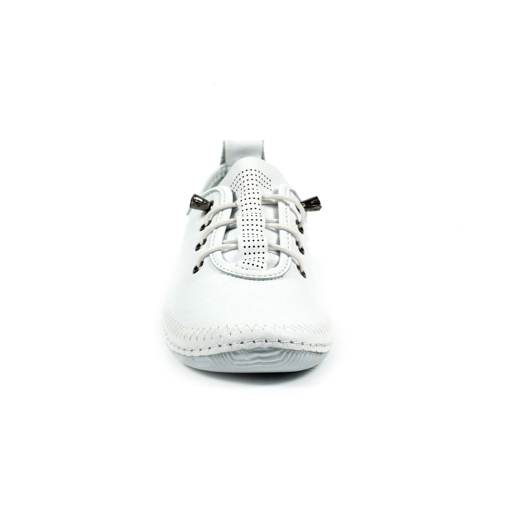 Lunar Women's FLR600 Abbie Leather Plimsoll Trainers White