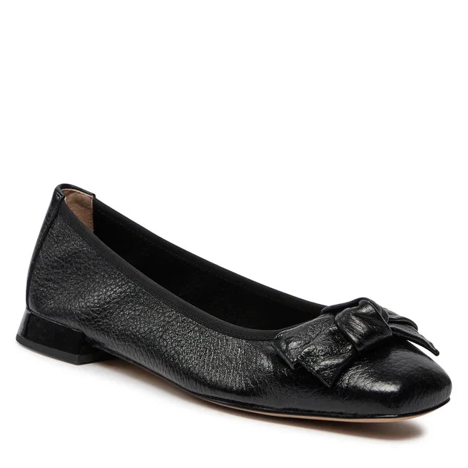 Caprice Women's 9-22105-42 Leather Slip-On Ballet Shoes Black Deer