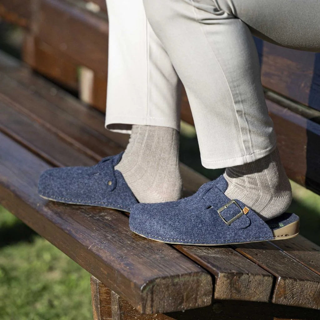 El Naturalista Unisex NA68 R-Felt Clog - Ocean Blue
