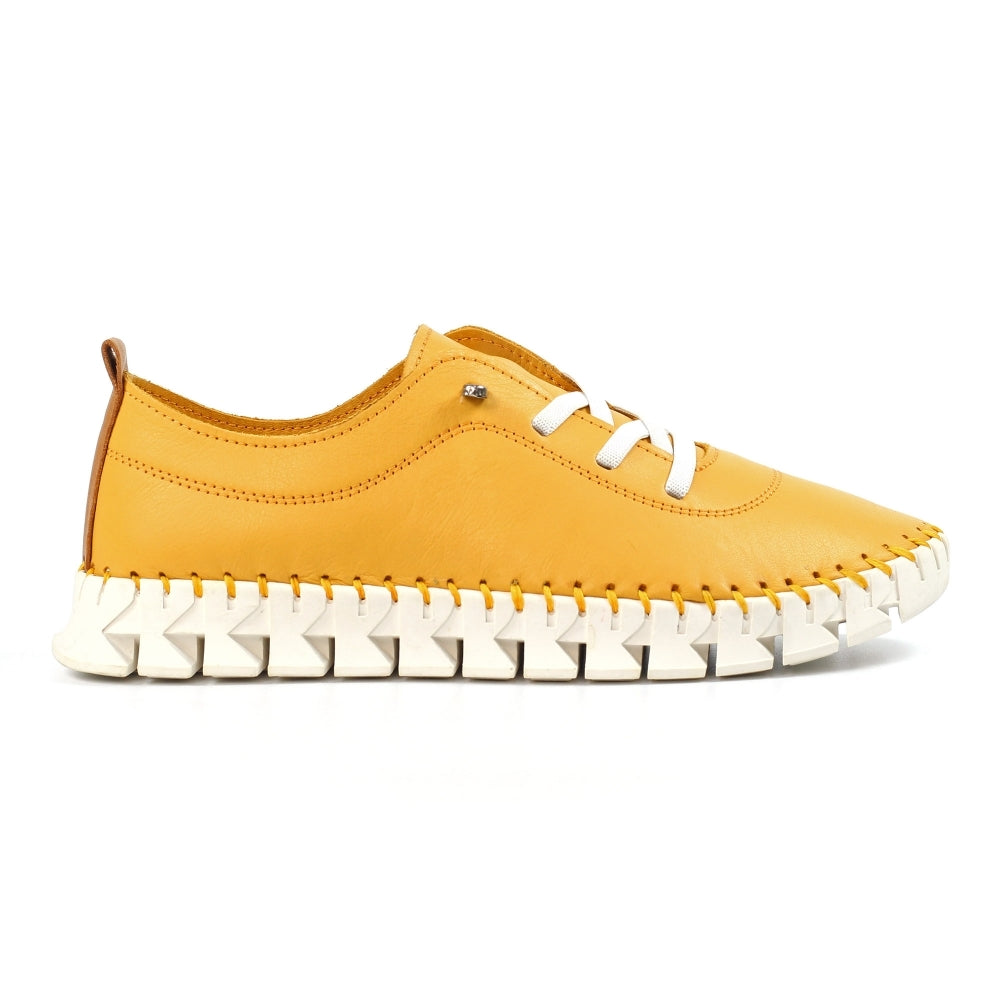 Lunar Women's FLE046 St Austell Leather Plimsol Sneakers Yellow