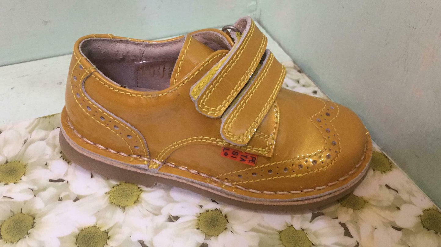 Petasil Childrens Kids Anthony Leather Brogue Shoes Yellow Patent