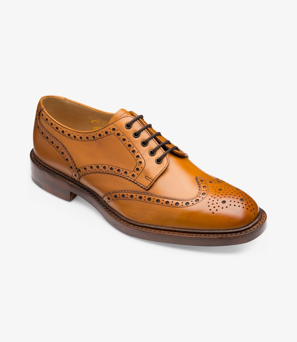 Loake Men's Chester T2R Leather Brogue Shoes Tan Calf
